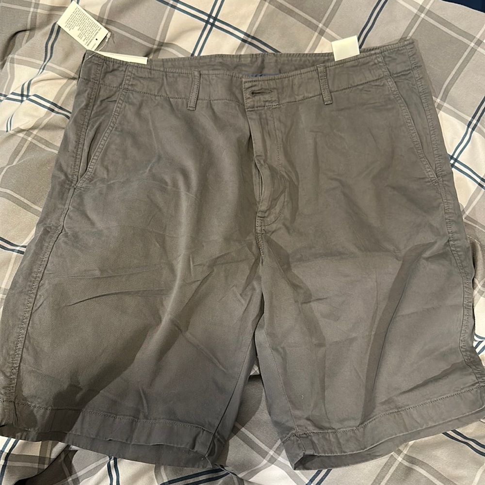 Uniqlo Grey Chino Shorts